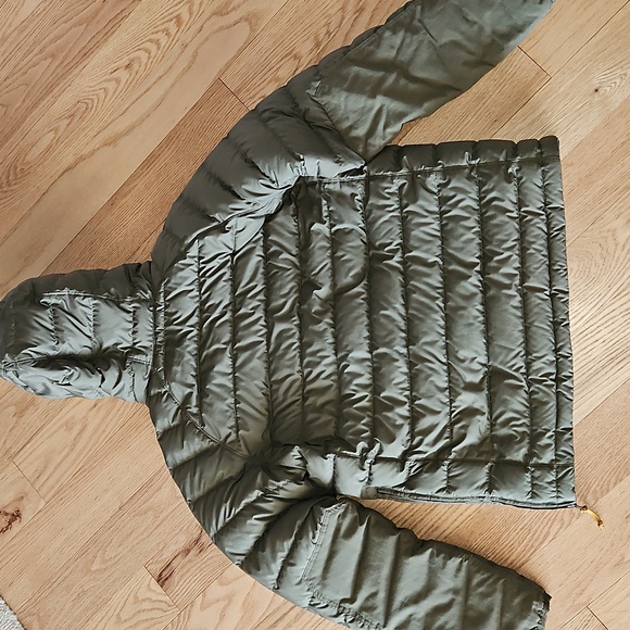 Men's L.L. Bean Moutain Down Green Puffer Quarter Zip Jacket Size Medium - Picture 8 of 8